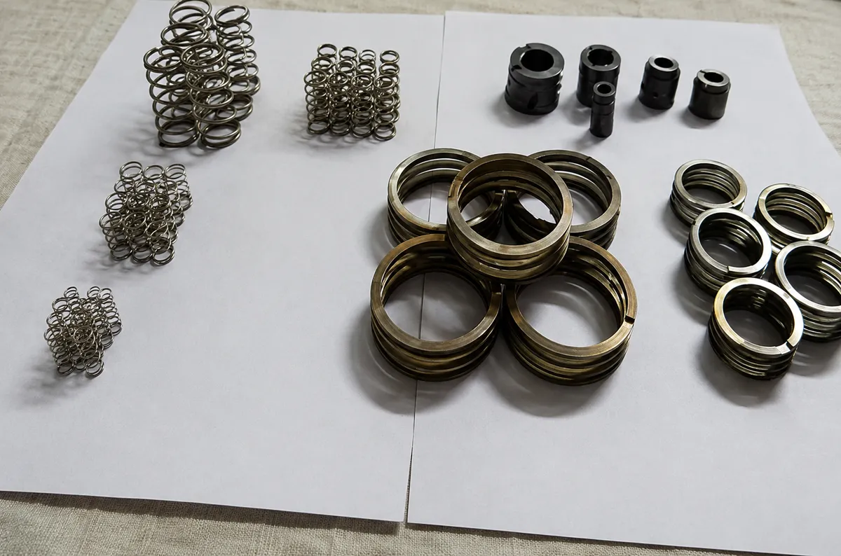 Lift Washers and Springs